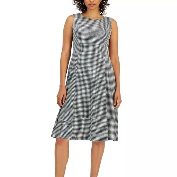 kasper fit and flare dress Van Heusen Slim Fit Ultra Wrinkle Free Stretch FLEX Solid Dress Shirt in  Smokey Blue main image 1